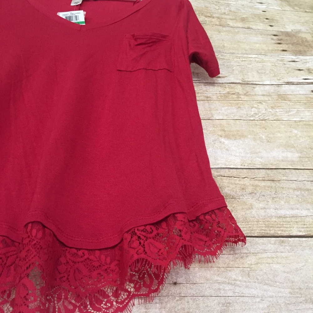 NWT Belle Du Jour Top Size Large - Picture 1 of 5